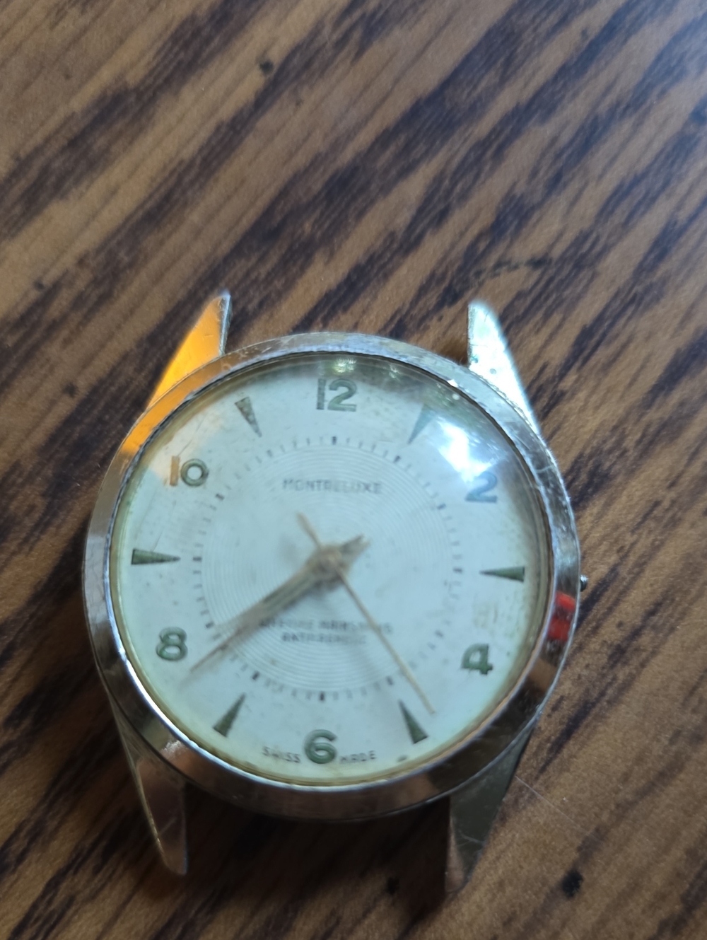 Vintage Montre Luxe Round Silver Tone Wrist Watch — Cream Dial